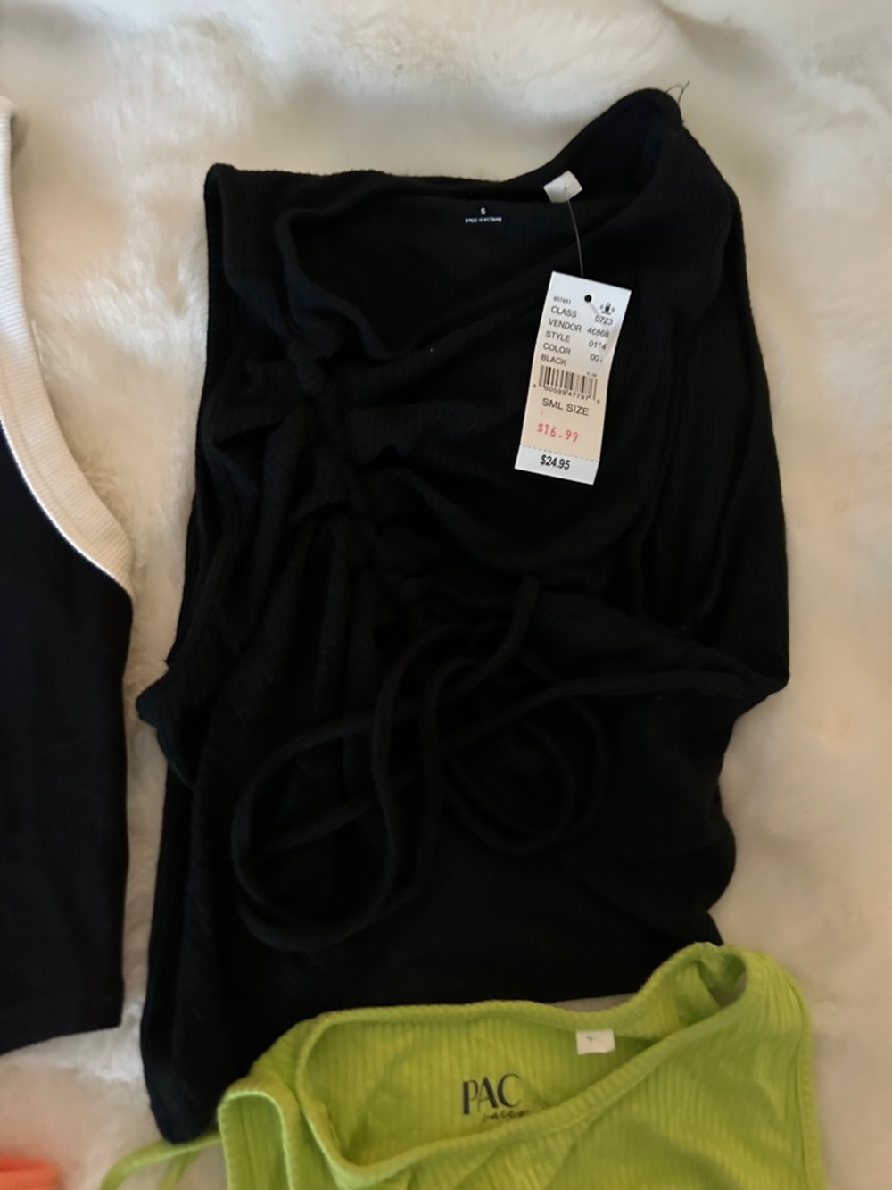 Crop Top Bundle - Picture 6 of 7